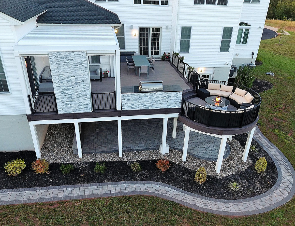Fire Pits | Custom Decks & Outdoor Living Experts
