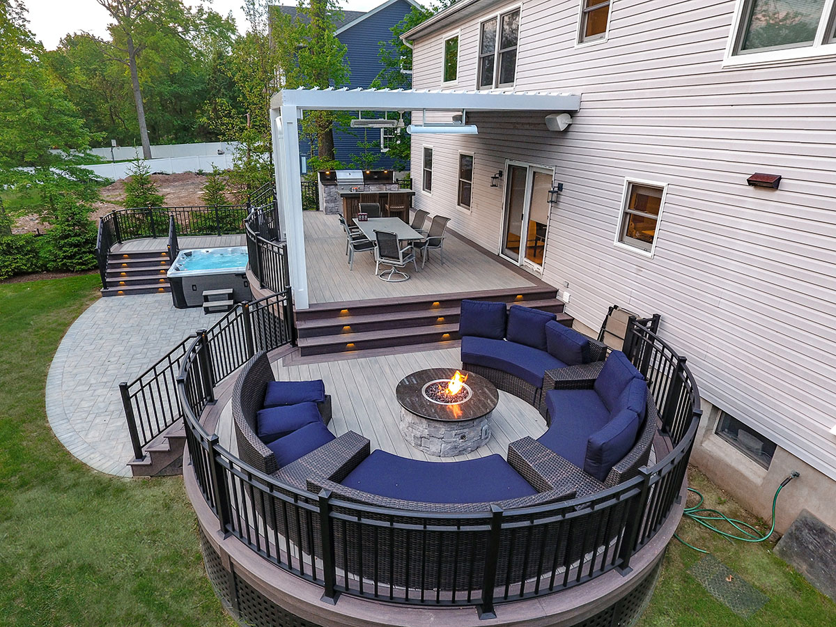 Fire Pits | Custom Decks & Outdoor Living Experts