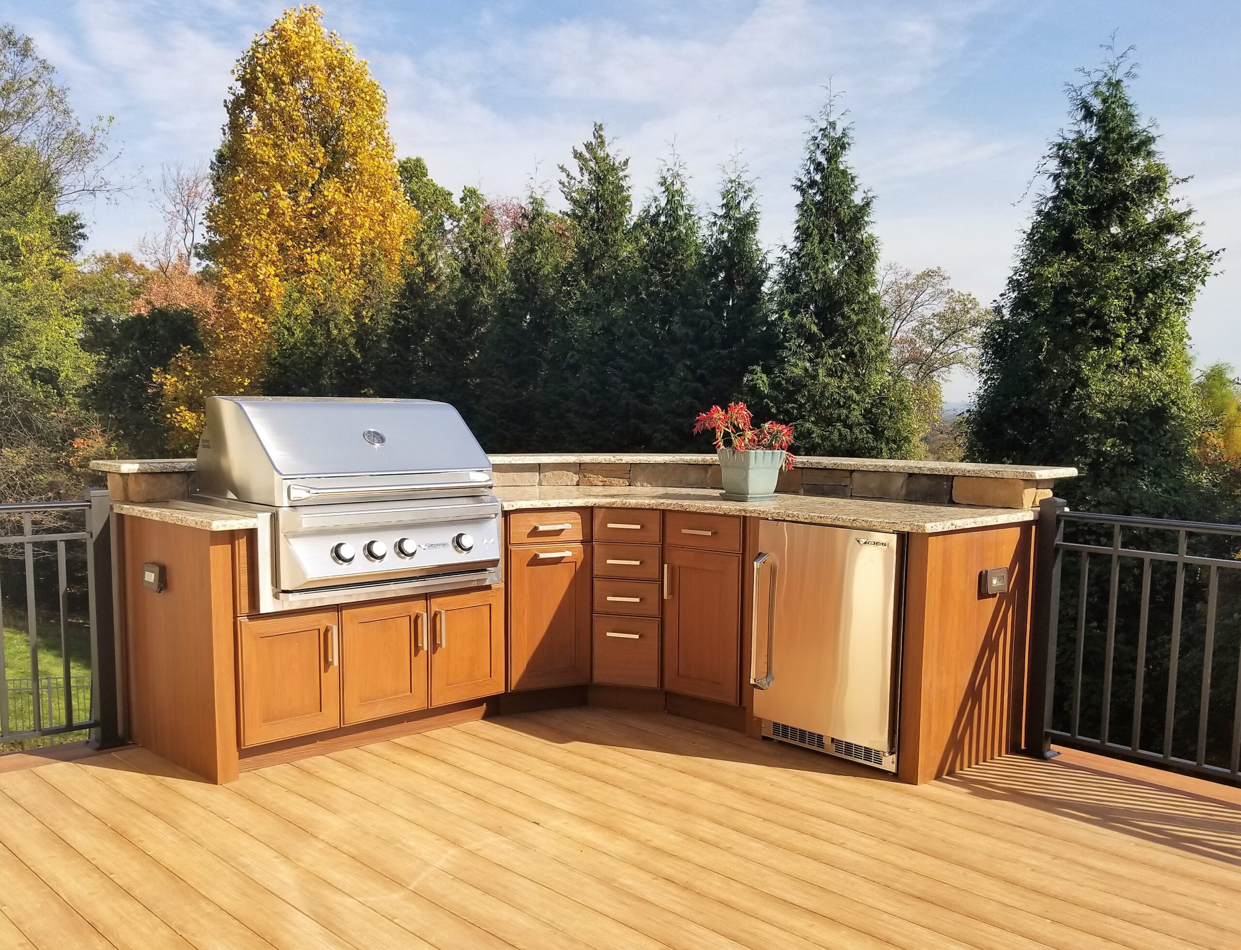Copy of Deck Remodelers outdoor kitchen 55 scaled